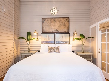 Romantic Key West Inn - Limetree Room at Old Town Manor