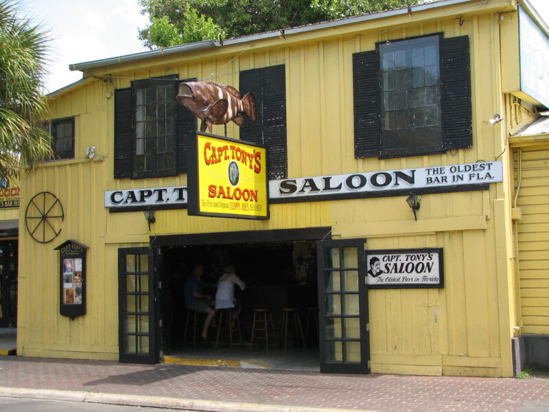 Best Key West Bars - Captain Ton'ys Saloon