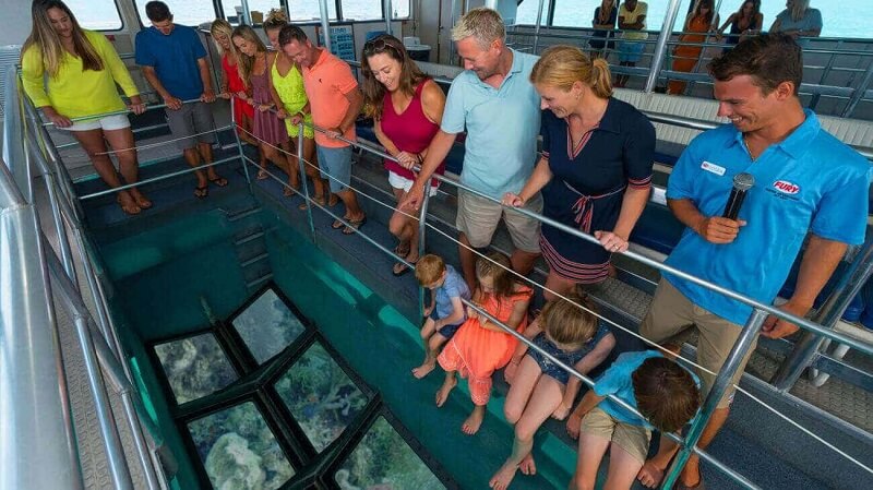 Glass bottom boat Key West - Fury Water Adventures